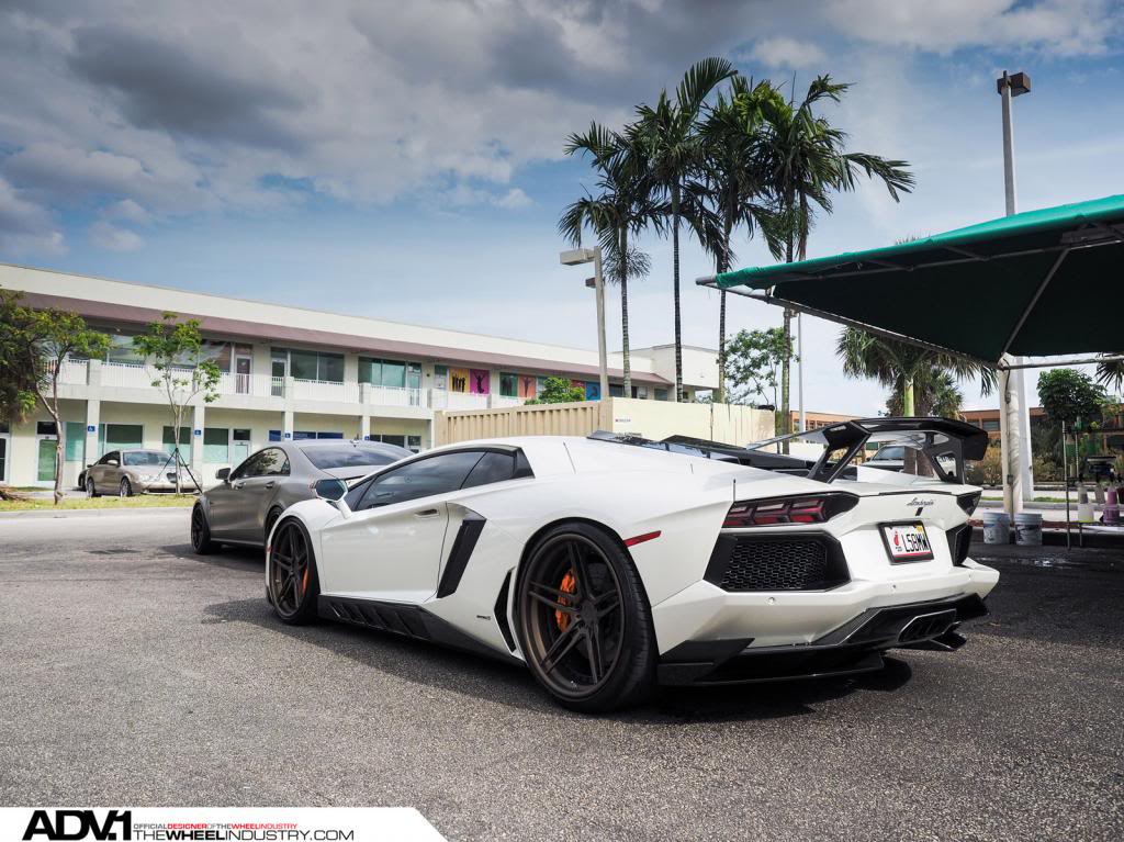 photo 13 Lamborghini Aventador custom wheels ADV05 M.V2 CS  21x9.5, ET , tire size X R21. 22x12.5 ET 