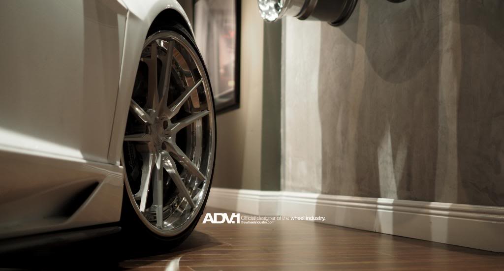 photo 10 Lamborghini Aventador custom wheels ADV5.2 CS SERIES 21x9.5, ET , tire size X R21. 22x12.5 ET 