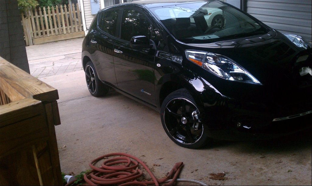 photo 2 Nissan LEAF custom wheels Advanti Denaro b2 18x8.0, ET , tire size 215/40 R18. x ET