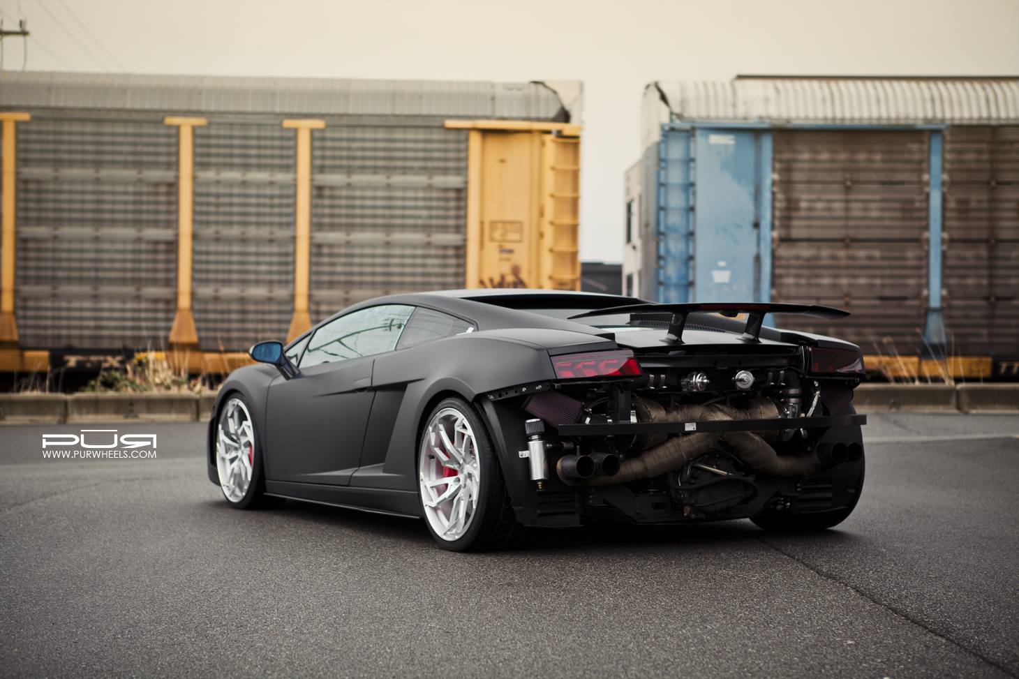 photo 6 Lamborghini Aventador custom wheels PUR RS05 20x8.5, ET , tire size X R20. 20x11.0 ET