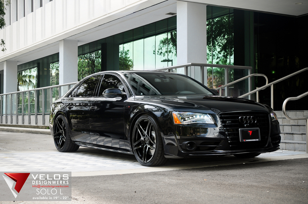 photo 2 Audi S8 custom wheels Velos SOLO L 22x9.0, ET , tire size X R22. 22x11.0 ET 