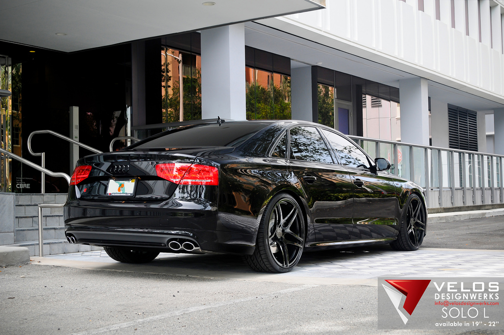 photo 10 Audi S8 custom wheels Velos SOLO L 22x9.0, ET , tire size X R22. 22x11.0 ET 