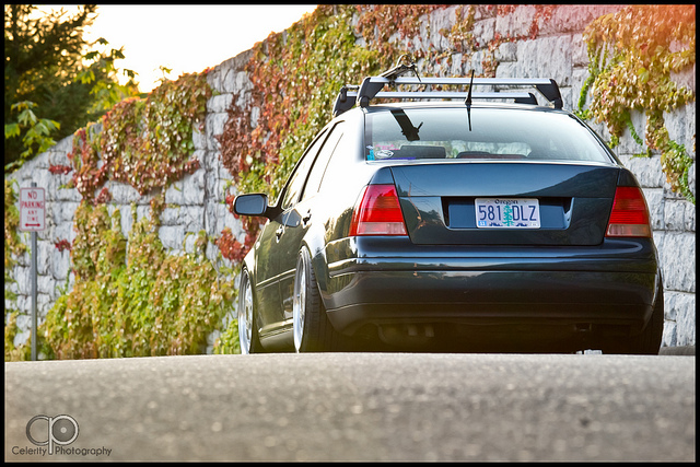 photo 2 Volkswagen Jetta custom wheels   17x8.5, ET +23, tire size 215/45 R17. 17x8.5 ET+17 