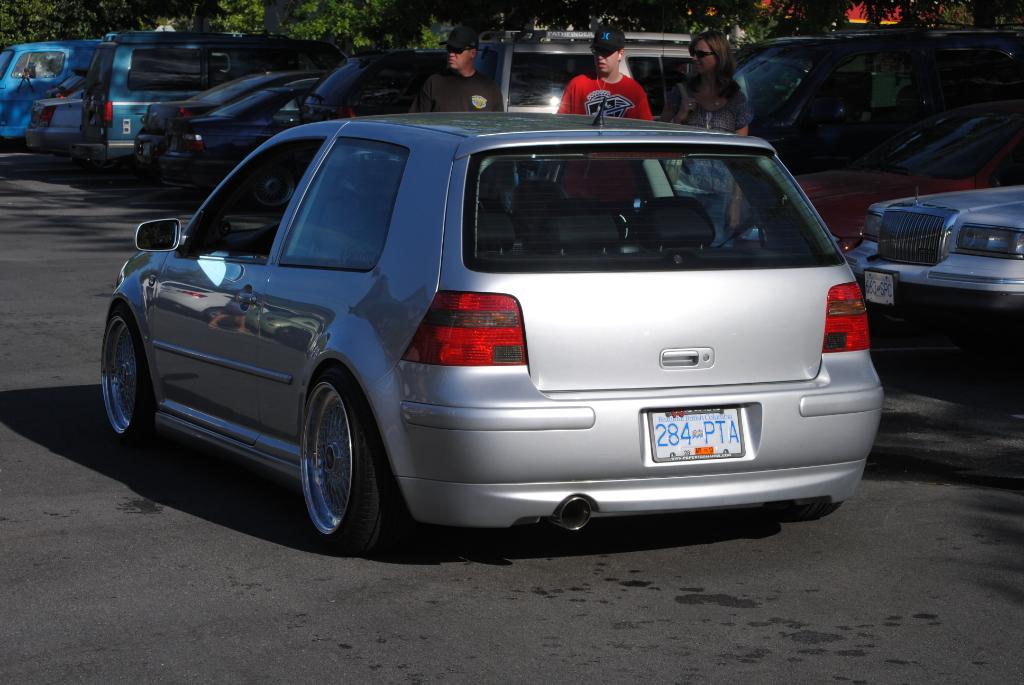 photo 4 Volkswagen Jetta custom wheels BBS RS Hybrid 17x9.0, ET +25, tire size 205/45 R17. 17x9.0 ET+14