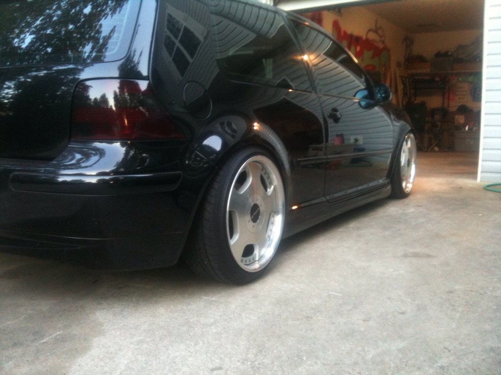 photo 1 Volkswagen Jetta custom wheels   18x8.0, ET +18, tire size 215/35 R18. 18x9.0 ET+21 215/40 R18