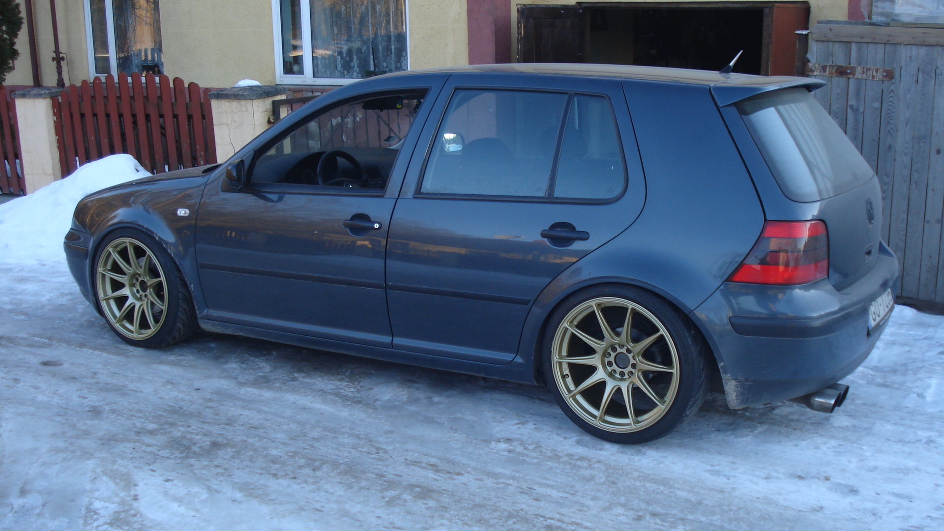 photo 3 Volkswagen Golf custom wheels 18x8.75, ET +20, tire size 215/40 R18. x ET