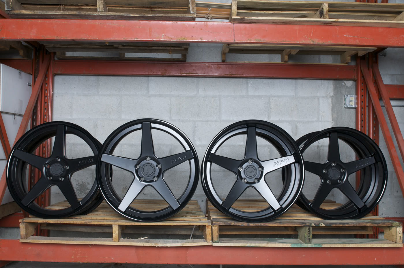 photo 3 Lamborghini Murcielago custom wheels ADV5  20x8.5, ET , tire size X R20. 20x13.0 ET 