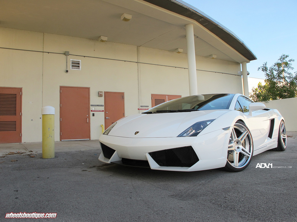 photo 2 Lamborghini Gallardo custom wheels ADV05 20x9.0, ET , tire size 245/30 R20. 20x12.0 ET 325/25 R20