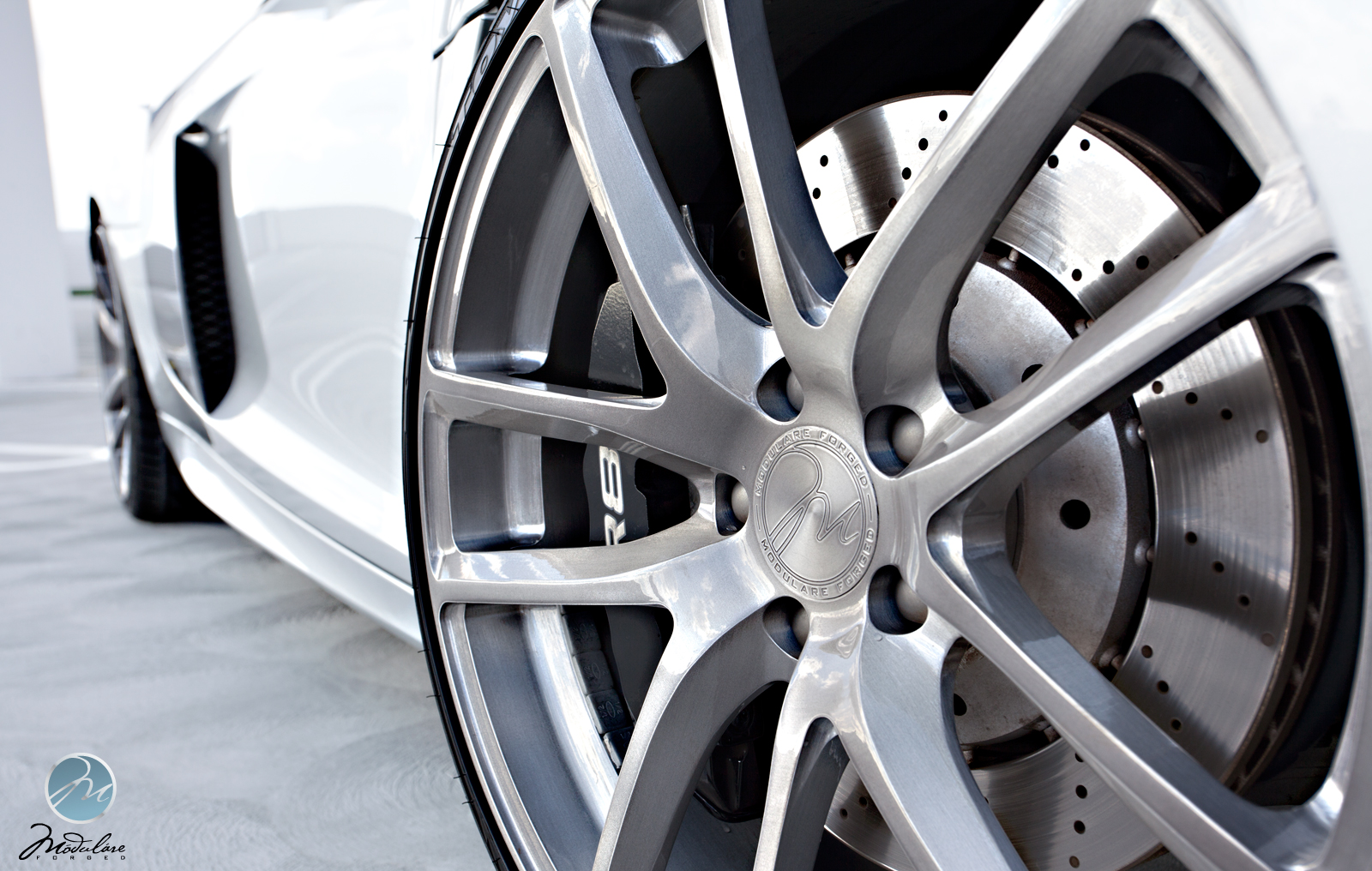 photo 3 Audi R8 custom wheels Modulare B30 20x8.5, ET , tire size X R20. 20x11.0 ET 