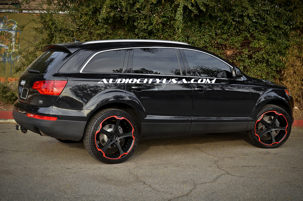photo 3 Audi Q7 custom wheels Giovanna Dalar 5 22x9.0, ET , tire size 265/40 R22. x ET 