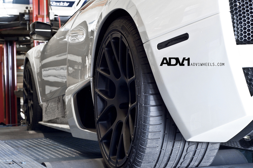 photo 4 Lamborghini Murcielago custom wheels ADV.1 7.1 Mini 19x8.5, ET , tire size 235/35 R19. 20x13.0 ET 345/25 R20