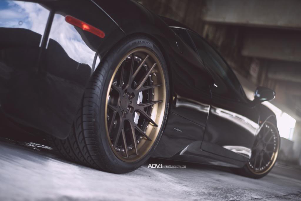 photo 1 Ferrari 458 Italia custom wheels ADV.1 7 Track Spec SL 20x9.0, ET , tire size X R20. 21x12.5 ET