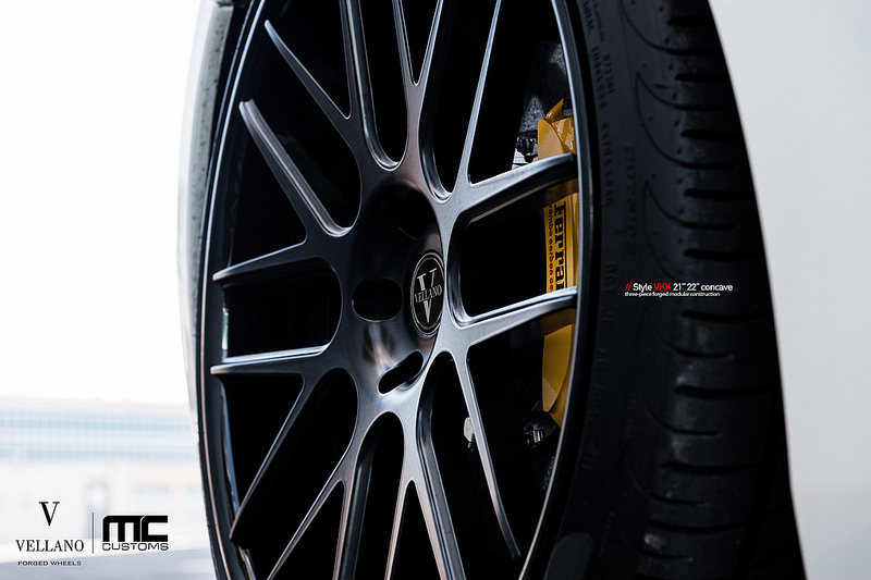 photo 7 Ferrari California custom wheels Vellano VKK 21x9.0, ET , tire size X R21. 22x11.5 ET 