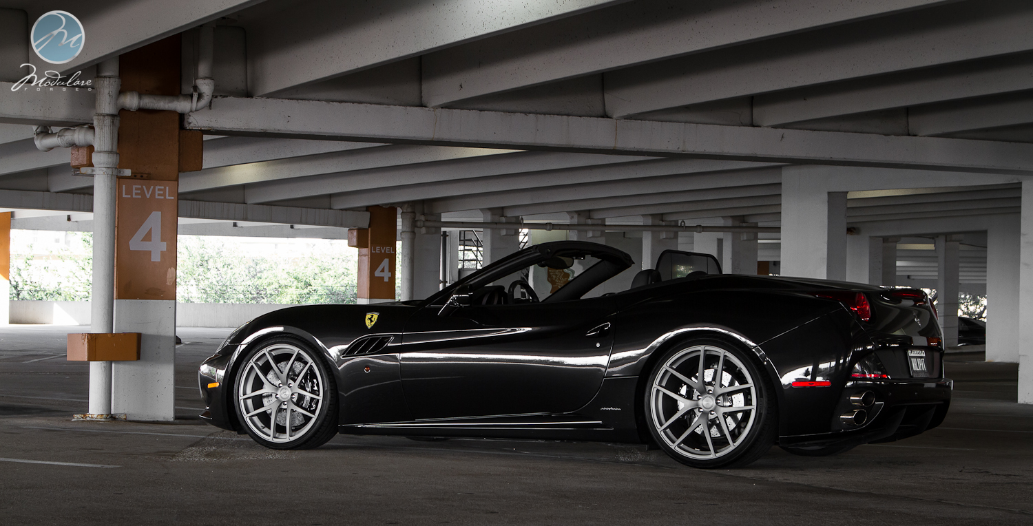 photo 2 Ferrari California custom wheels Modulare B18 21x9.0, ET , tire size 255/30 R21. 22x12.0 ET 315/25 R22
