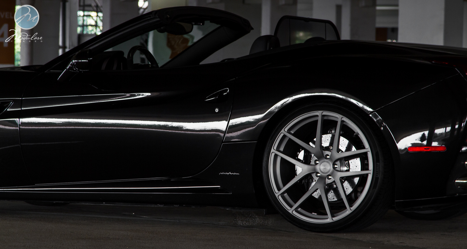photo 3 Ferrari California custom wheels Modulare B18 21x9.0, ET , tire size 255/30 R21. 22x12.0 ET 315/25 R22