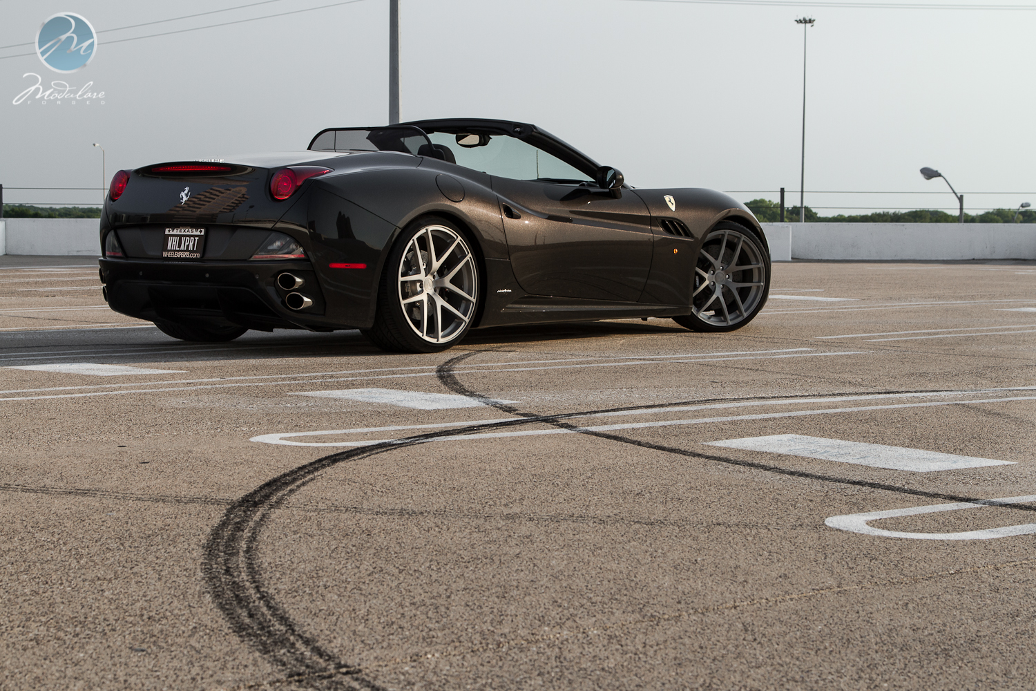photo 5 Ferrari California custom wheels Modulare B18 21x9.0, ET , tire size 255/30 R21. 22x12.0 ET 315/25 R22