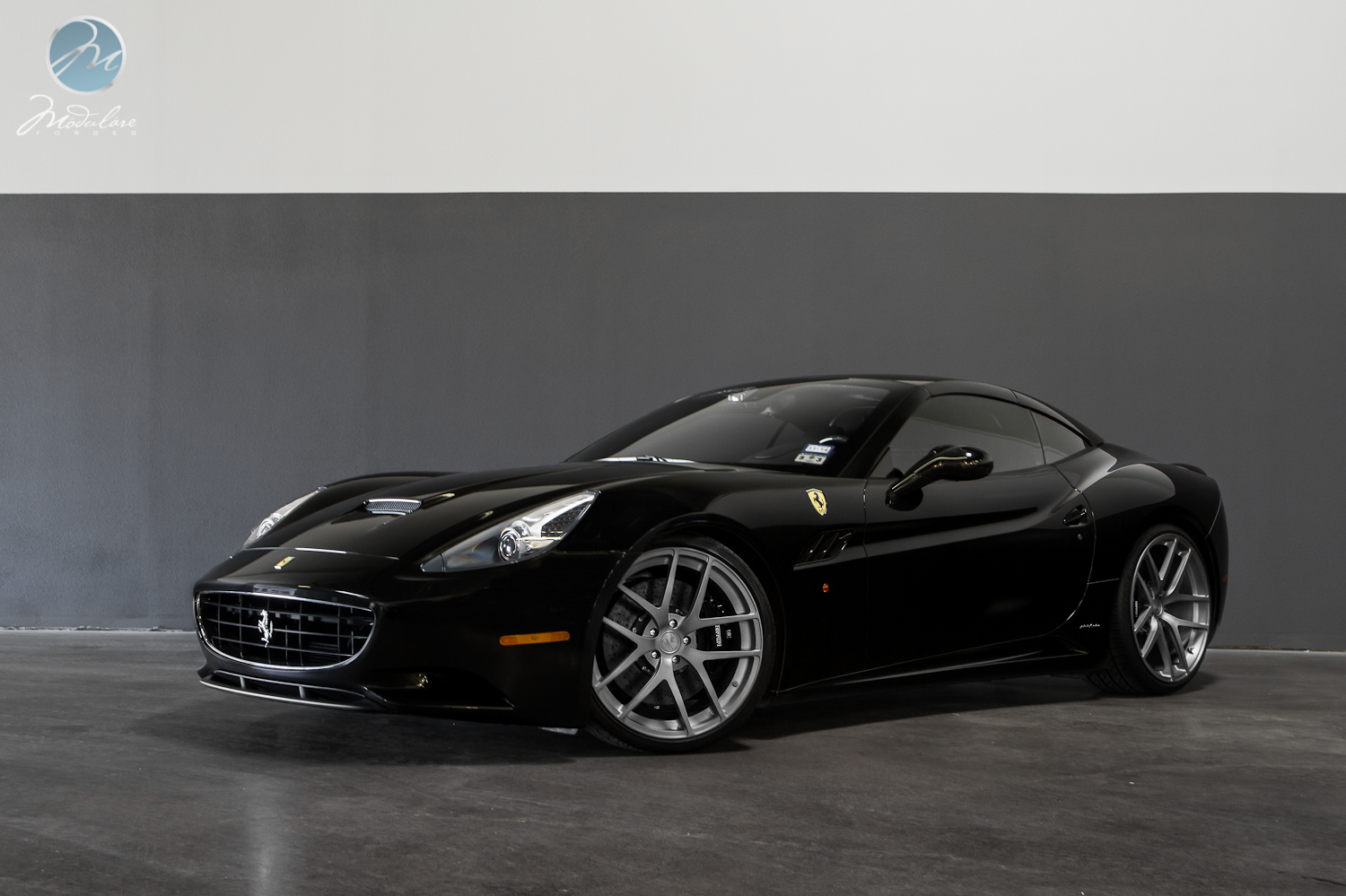 photo 11 Ferrari California custom wheels Modulare B18 21x9.0, ET , tire size 255/30 R21. 22x12.0 ET 315/25 R22