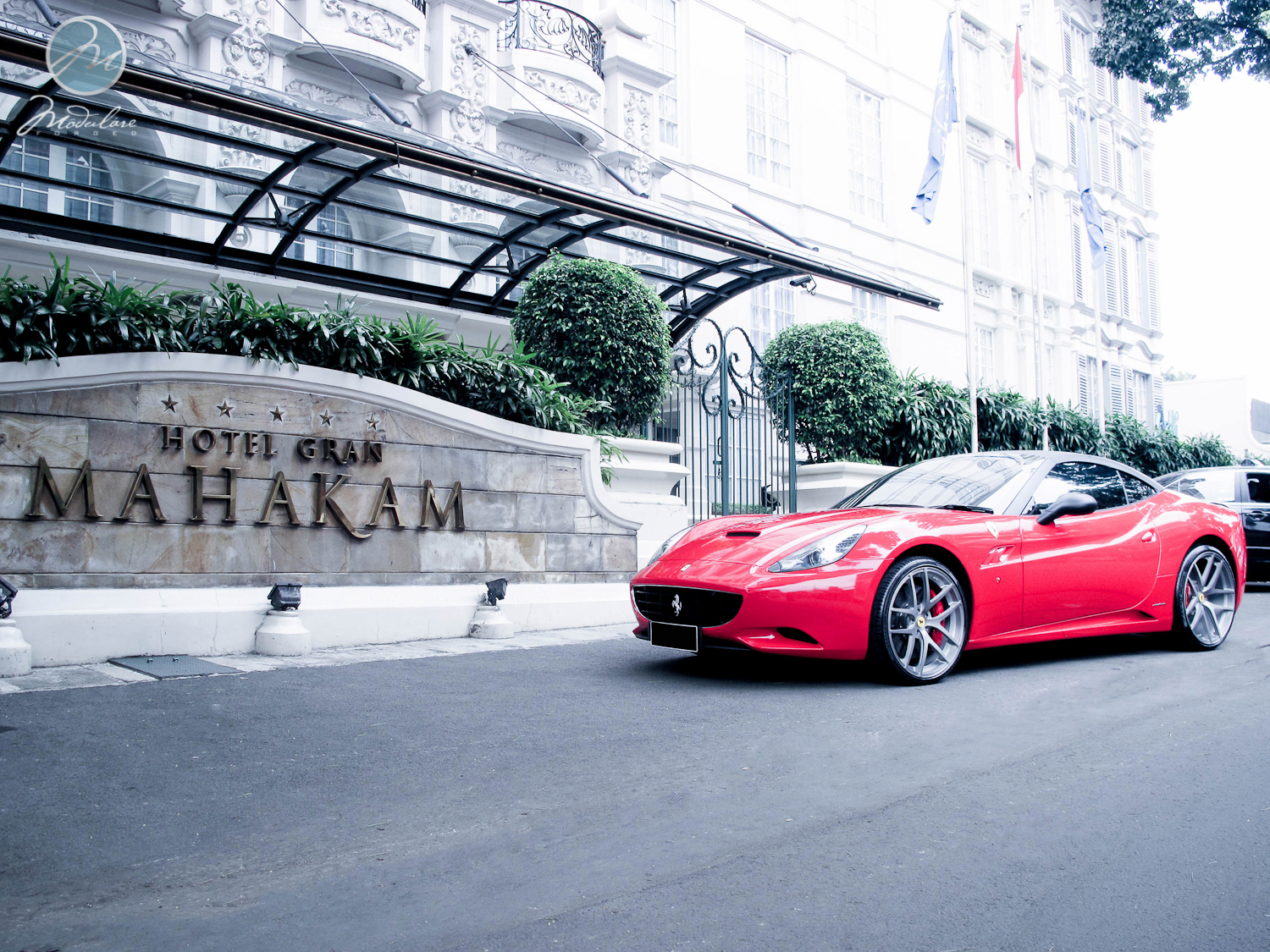 photo 4 Ferrari California custom wheels Modulare B18 21x9.0, ET , tire size X R21. 22x12.0 ET 