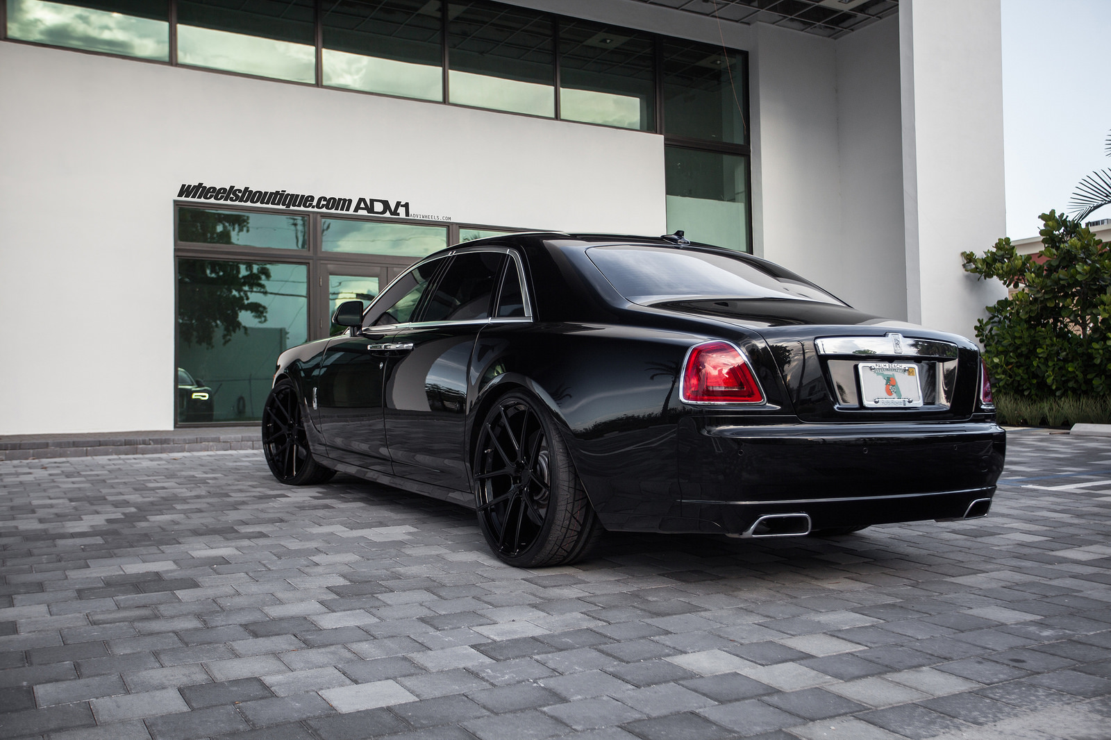 photo 4 Rolls-Royce Ghost custom wheels ADV.1 5.0 MV1 SL 24x10.0, ET , tire size 275/25 R24. x ET 