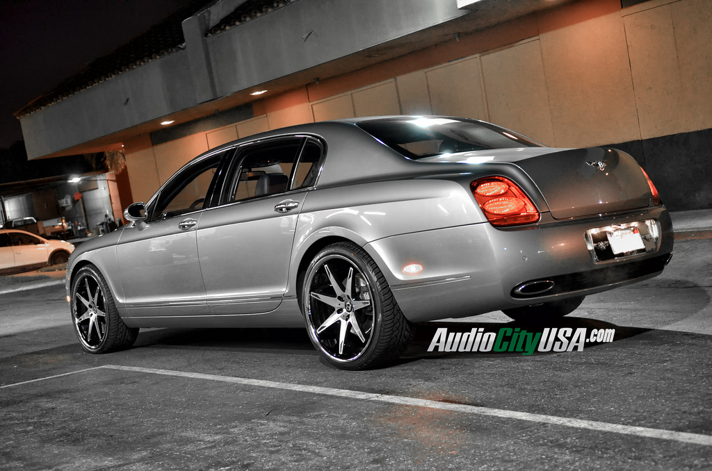photo 5 Bentley Continental Flying Spur custom wheels Lexani R14 22x9.0, ET , tire size 285/30 R22. 22x10.0 ET
