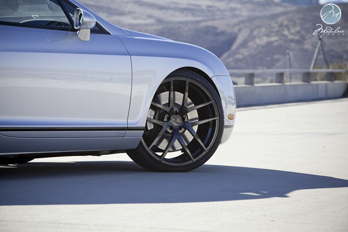 photo 5 Bentley Continental GT custom wheels Modulare B18 22x9.5, ET , tire size X R22. 22x10.5 ET