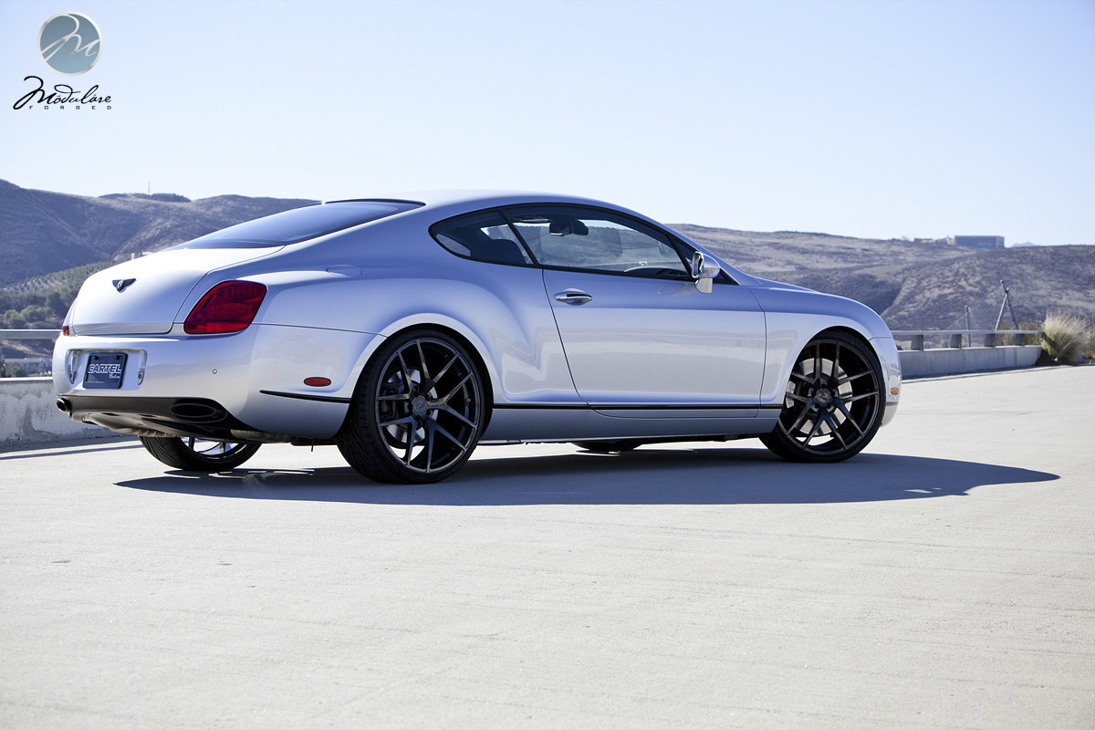 photo 11 Bentley Continental GT custom wheels Modulare B18 22x9.5, ET , tire size X R22. 22x10.5 ET