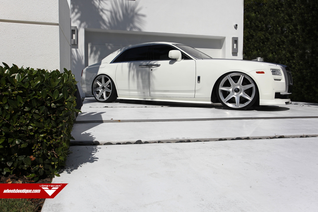 photo 13 Rolls-Royce Ghost custom wheels Vorsteiner CW-5 24x10.5, ET , tire size 275/25 R24. x ET