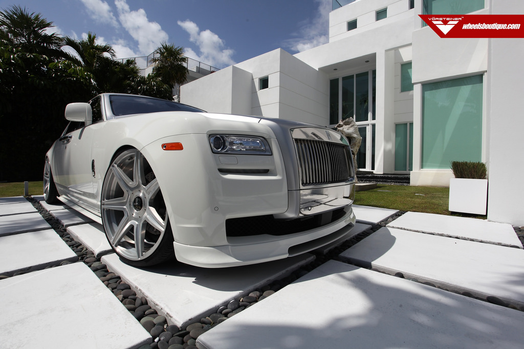 photo 26 Rolls-Royce Ghost custom wheels Vorsteiner CW-5 24x10.5, ET , tire size 275/25 R24. x ET