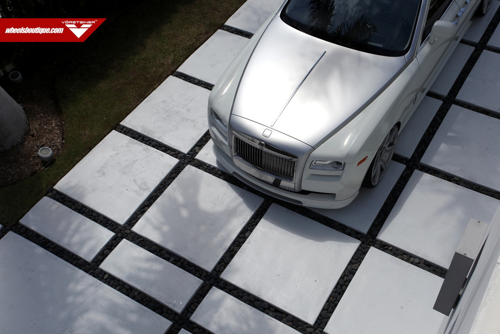 photo 30 Rolls-Royce Ghost custom wheels Vorsteiner CW-5 24x10.5, ET , tire size 275/25 R24. x ET
