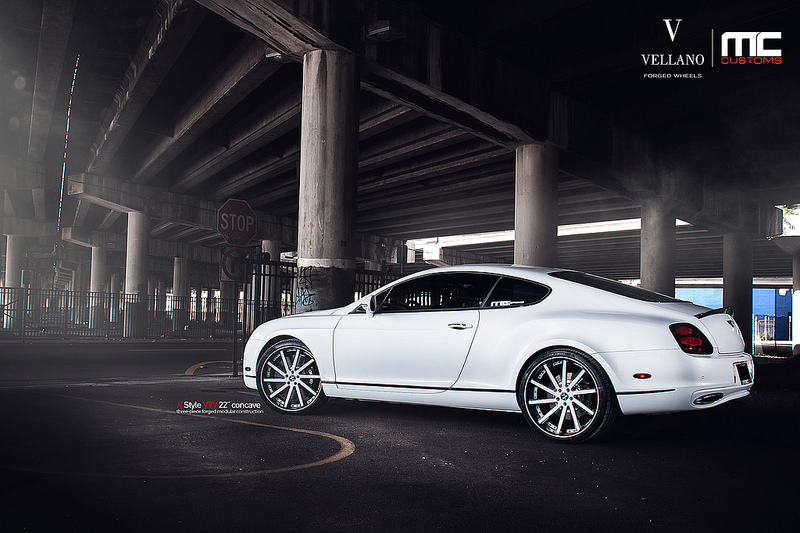 photo 7 Bentley Continental Supersports custom wheels VELLANO VTV 22 22x9.5, ET , tire size X R22. 22x11.5 ET 