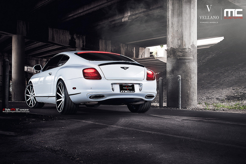photo 8 Bentley Continental Supersports custom wheels VELLANO VTV 22 22x9.5, ET , tire size X R22. 22x11.5 ET 