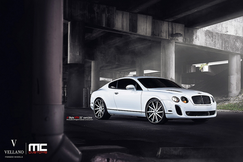 photo 9 Bentley Continental Supersports custom wheels VELLANO VTV 22 22x9.5, ET , tire size X R22. 22x11.5 ET 