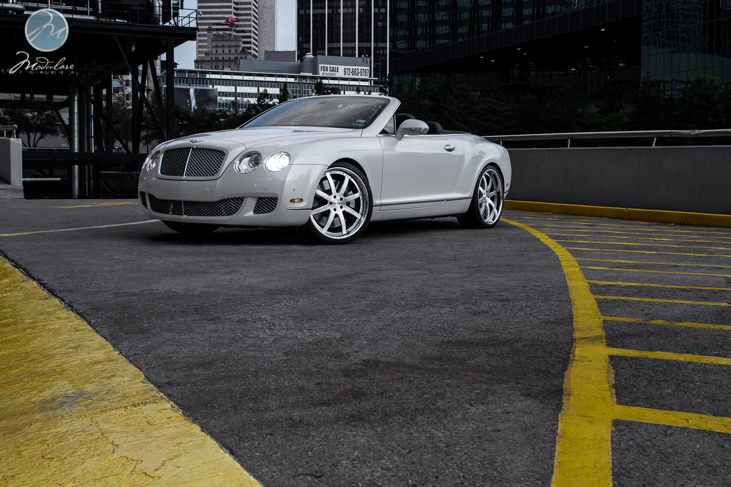 photo 6 Bentley Continental GTC custom wheels Modulare M28 22x9.5, ET , tire size 265/30 R22. 22x10.5 ET 295/25 R22