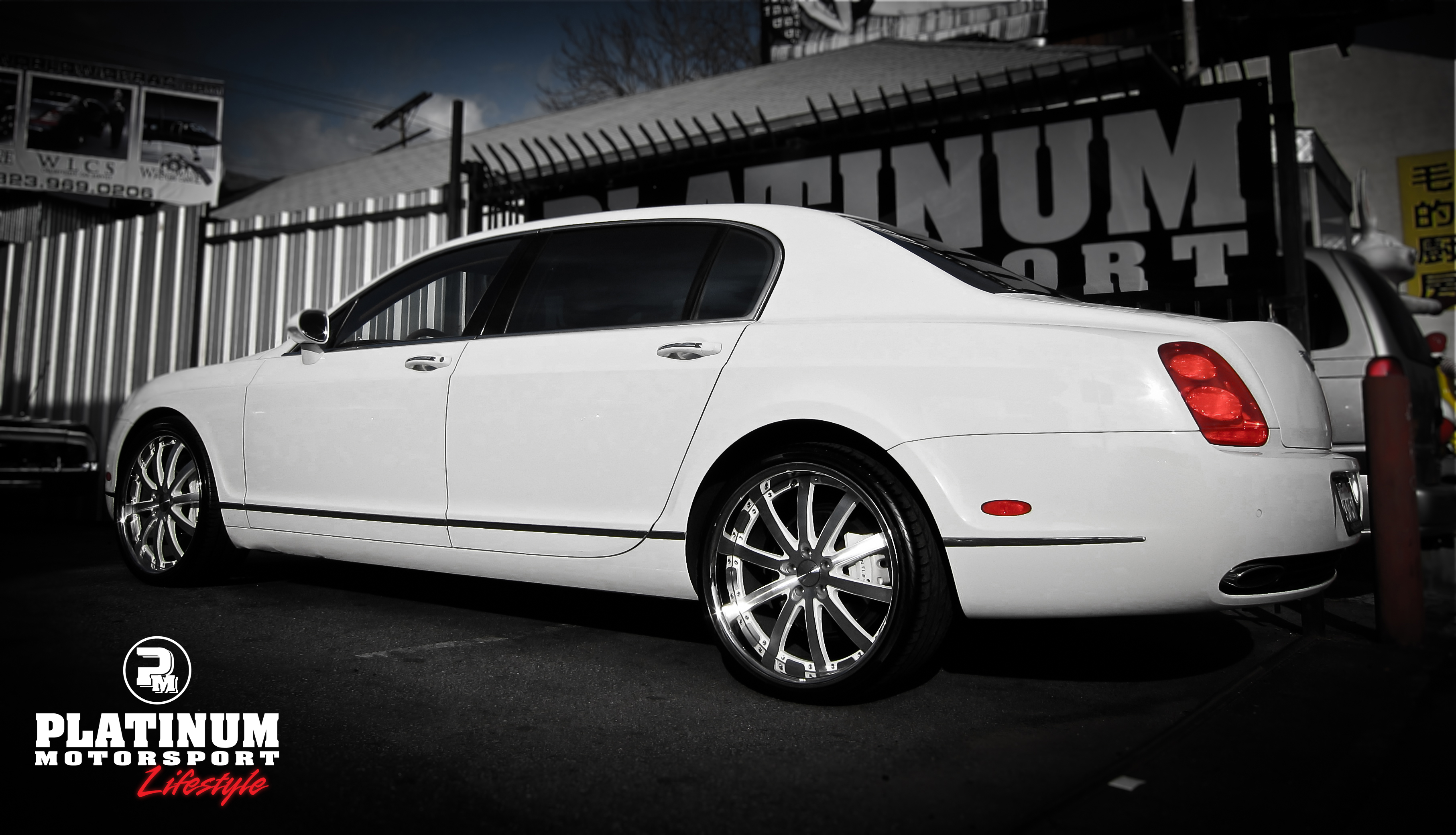 photo 2 Bentley Continental Flying Spur custom wheels Vossen VVS-083 22x, ET , tire size X R22. x ET 