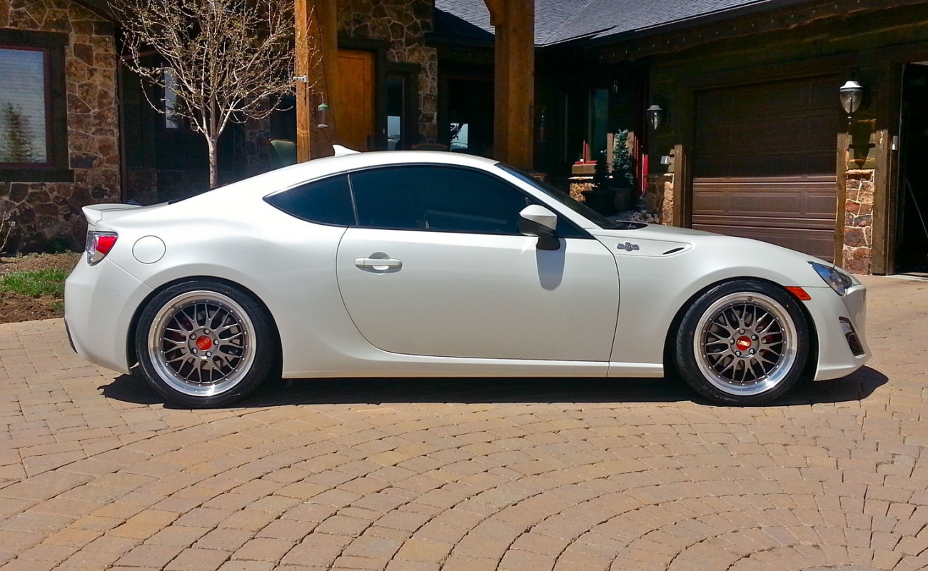 photo 3 Scion FR-S custom wheels BBS LM 18x8.0, ET +50, tire size 225/40 R18. x ET 