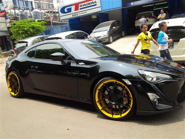 photo 1 Scion FR-S custom wheels BC Forged HB-05 19x8.5, ET +45, tire size 245/35 R19. 19x9.5 ET+40 225/35 R19