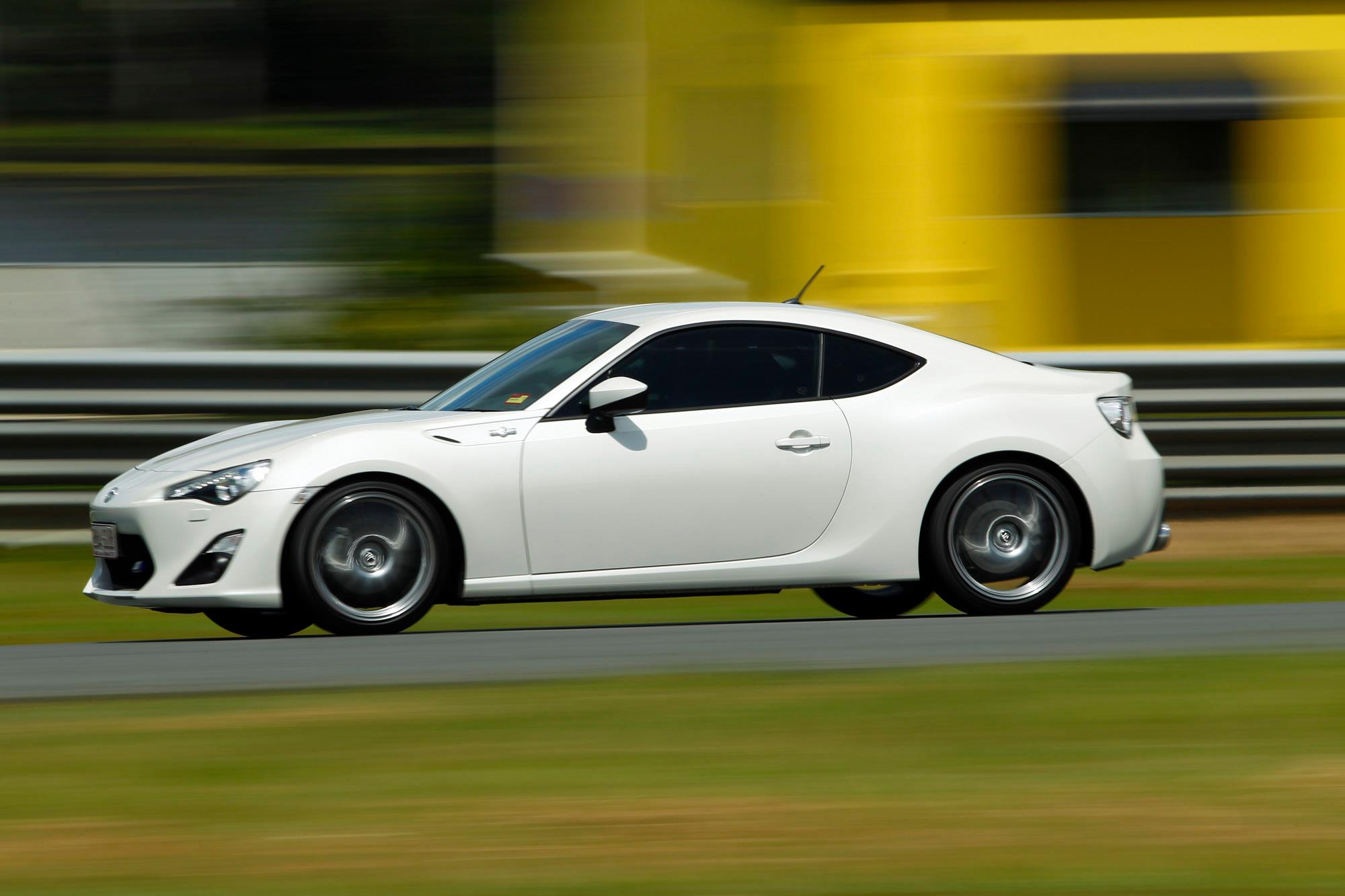 photo 2 Subaru BRZ custom wheels Enkei GTC01 18x8.0, ET +48, tire size 225/40 R18. x ET