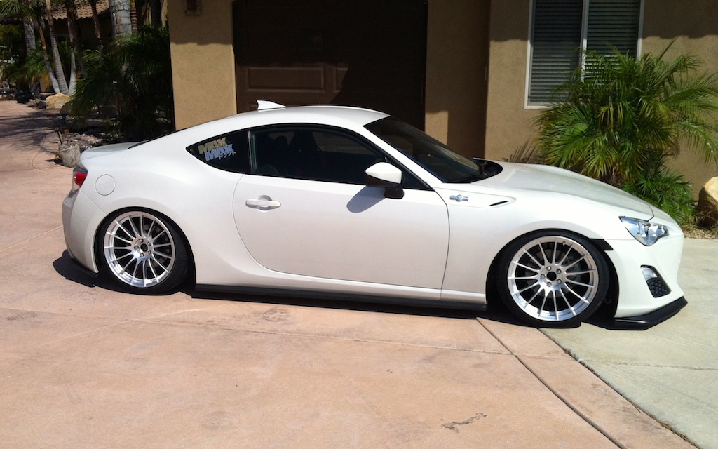 photo 1 Scion FR-S custom wheels Enkei RS05RR 18x9.5, ET +43, tire size 225/40 R18. x ET 