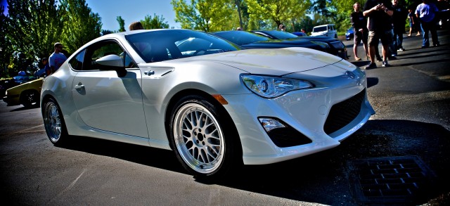 photo 2 Scion FR-S custom wheels ESM 004 18x8.0, ET +40, tire size 235/40 R18. x ET 