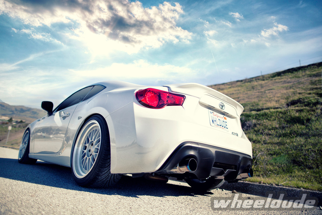 photo 3 Scion FR-S custom wheels Linea Corse Lemans 18x8.5, ET +40, tire size 225/40 R18. 18x9.5 ET+40 255/35 R18