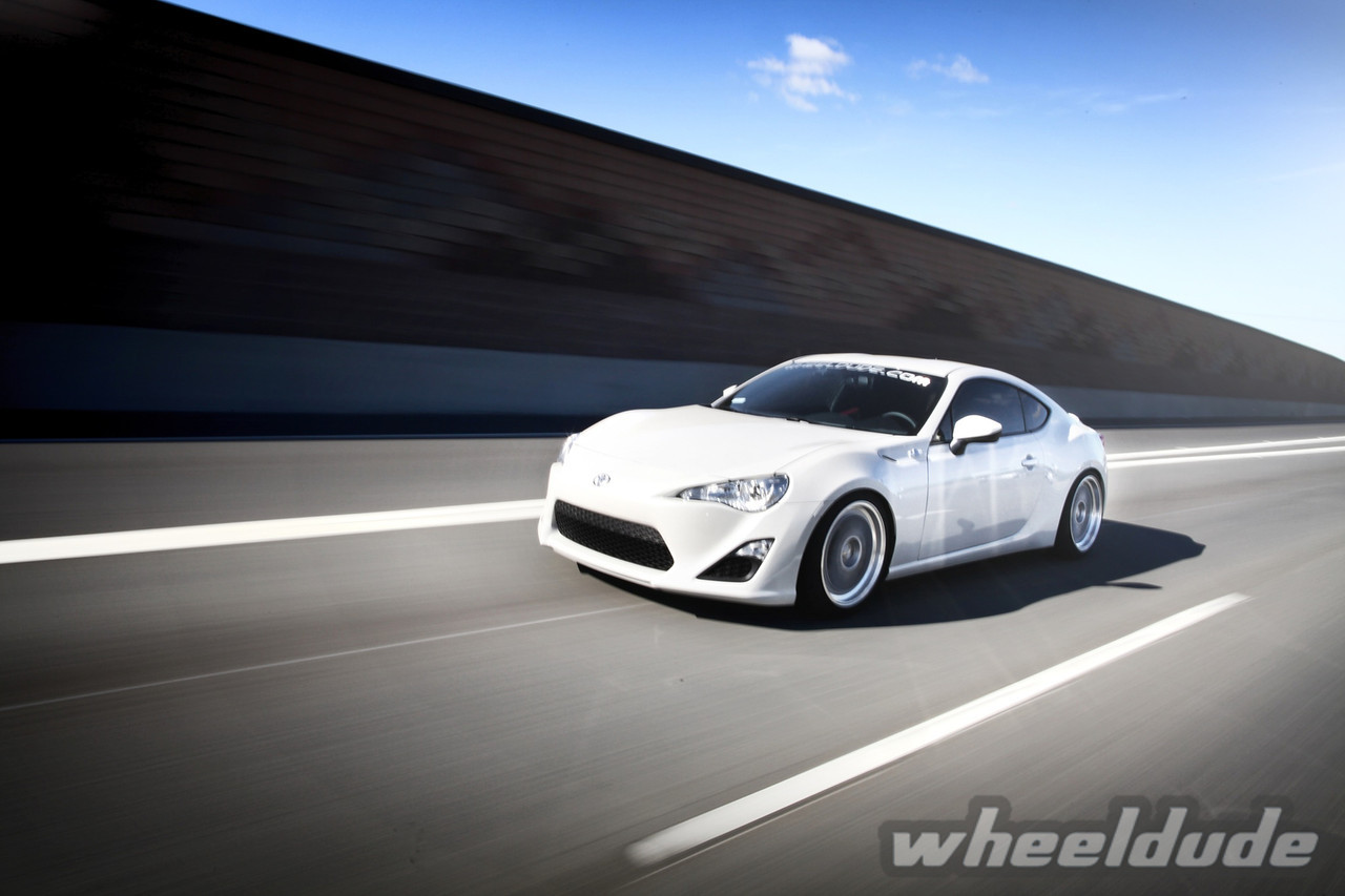 photo 4 Scion FR-S custom wheels Linea Corse Lemans 18x8.5, ET +40, tire size 225/40 R18. 18x9.5 ET+40 255/35 R18
