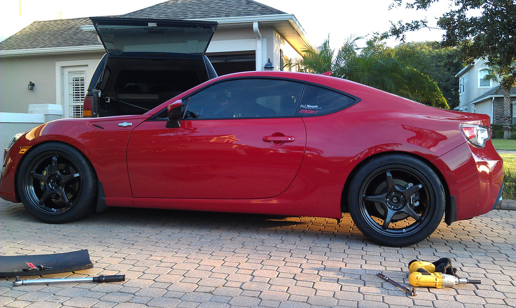photo 6 Scion FR-S custom wheels Mach V Awesome 18x9.5, ET +42, tire size 275/35 R18. x ET 