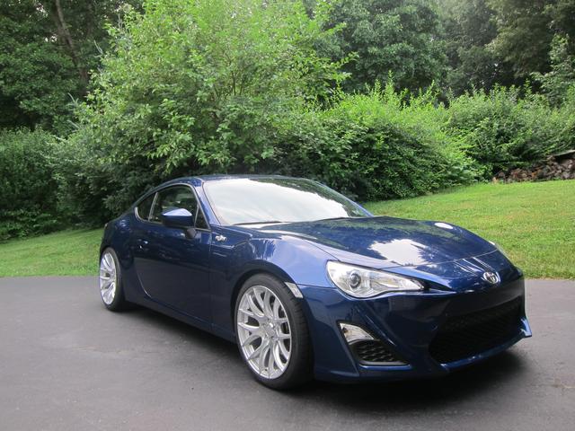 photo 1 Scion FR-S custom wheels Miro 111 18x8.5, ET +35, tire size 225/40 R18. 18x9.5 ET+40 255/35 R18