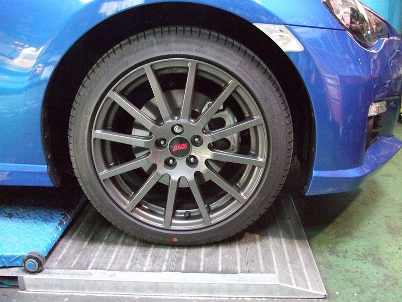 photo 1 Scion FR-S custom wheels OEM Subaru Legacy STi S402 18x8.0, ET +53, tire size X R18. x ET 