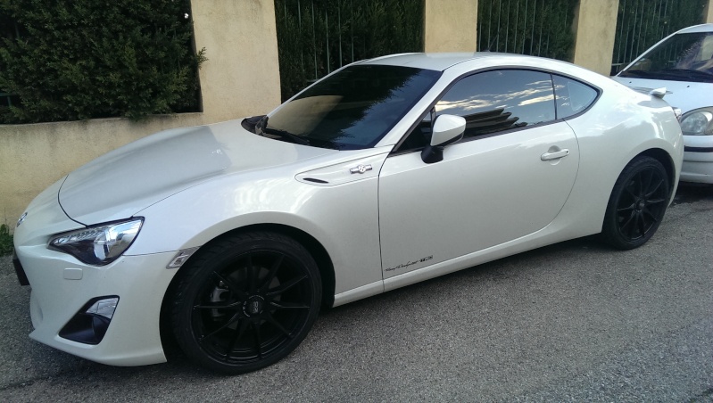 photo 4 Subaru BRZ custom wheels OZ Formula HLT 18x7.5, ET +48, tire size 215/40 R18. x ET 