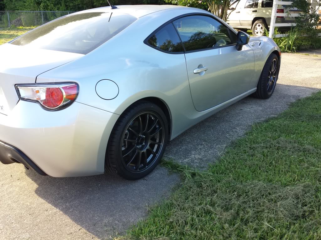 photo 1 Scion FR-S custom wheels OZ Superleggera 18x8.0, ET +35, tire size 245/35 R18. x ET 