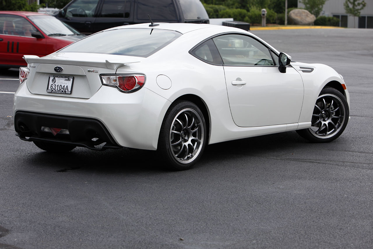 photo 5 Subaru BRZ custom wheels Rota D-Force 18x8.5, ET +48, tire size 235/40 R18. x ET 