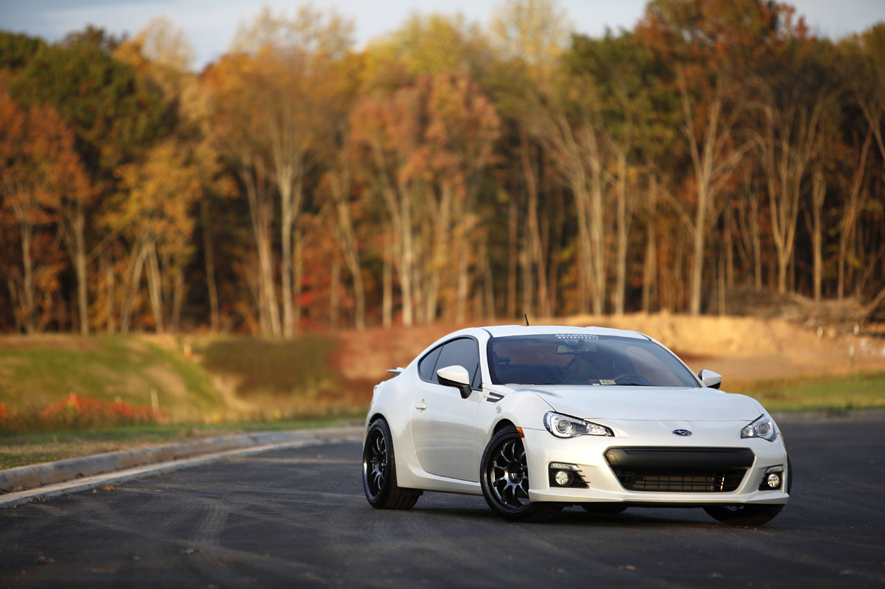 photo 2 Subaru BRZ custom wheels Rota D-Force 18x8.5, ET +48, tire size 225/40 R18. 18x9.5 ET+40 255/35 R18