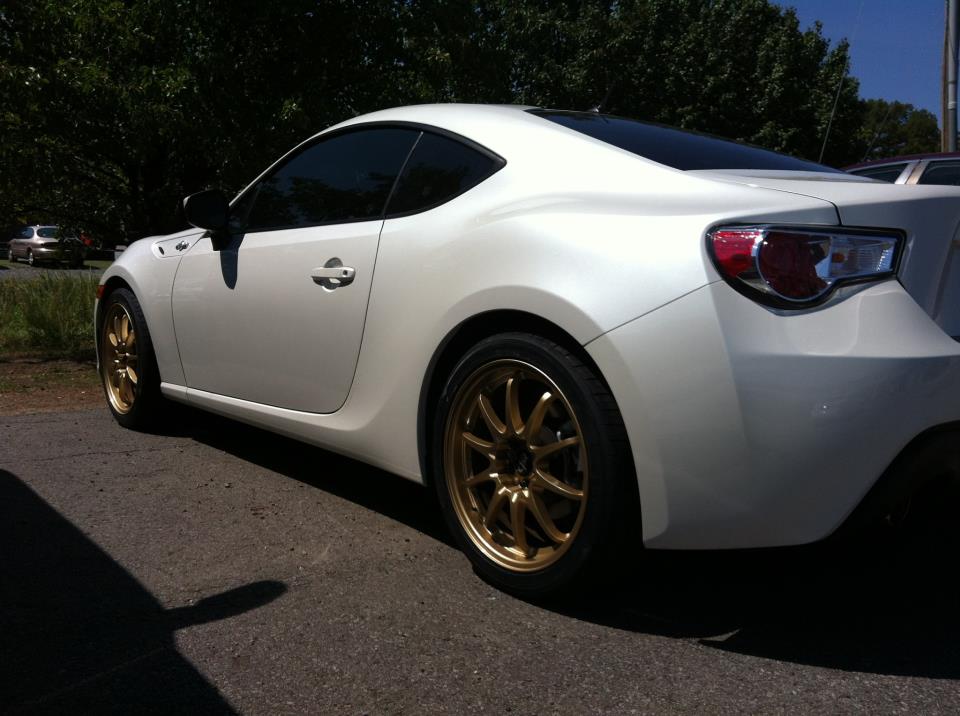 photo 3 Scion FR-S custom wheels Rota DPT 18x8.5, ET +44, tire size 235/40 R18. x ET 