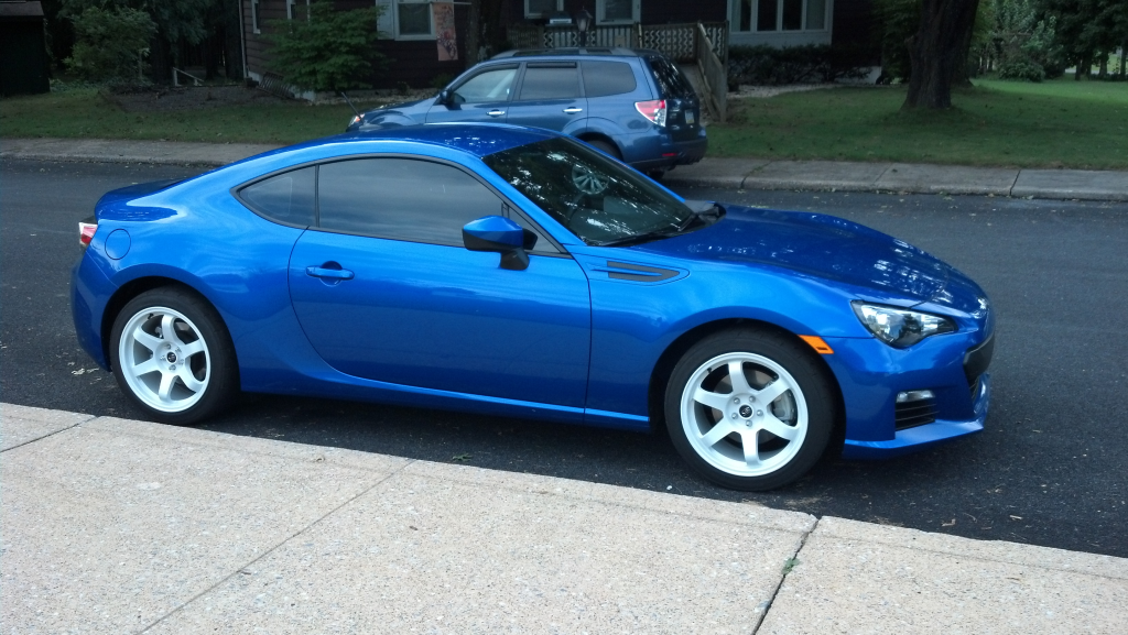 photo 1 Subaru BRZ custom wheels Rota Grid 17x9.0, ET +42, tire size 245/40 R17. x ET 